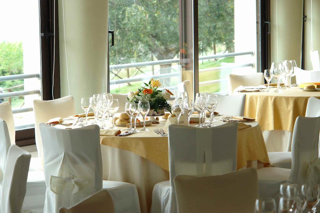 Hotel Il Castellaccio Piccione Экстерьер фото